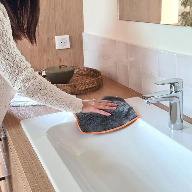 Carbon Fiber Microfiber Towel for Glass Cleaning