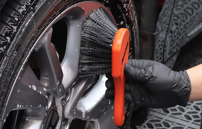 Versatile for Professional and Daily Use